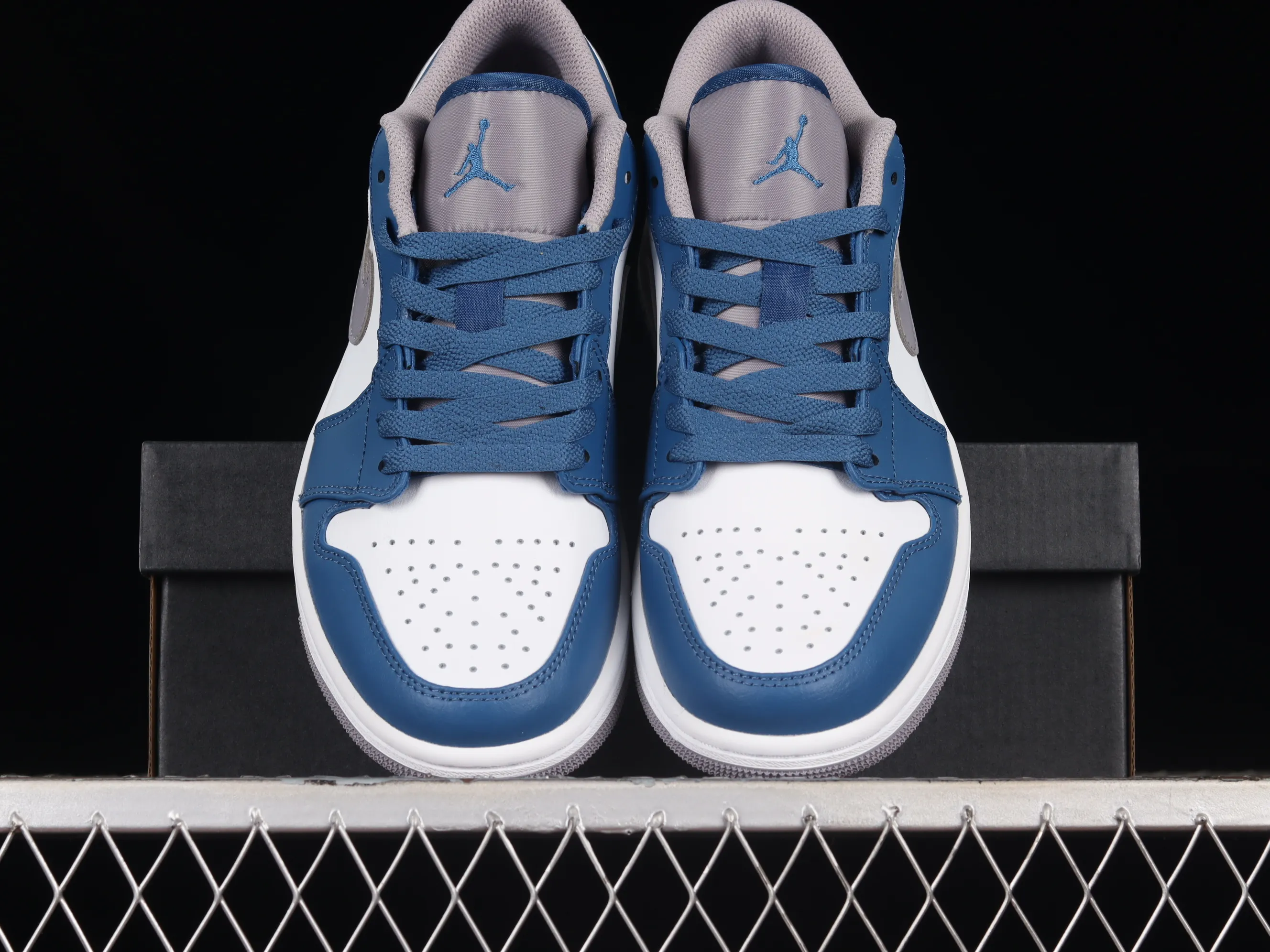 All categories Air Jordan Jordan series basketball shoes Air Jordan 1 Low G version pure original Air Jordan 1 Low "French Blue" AJ1 Joe 1 white blue cultural low-top casual sneakers 553558-412